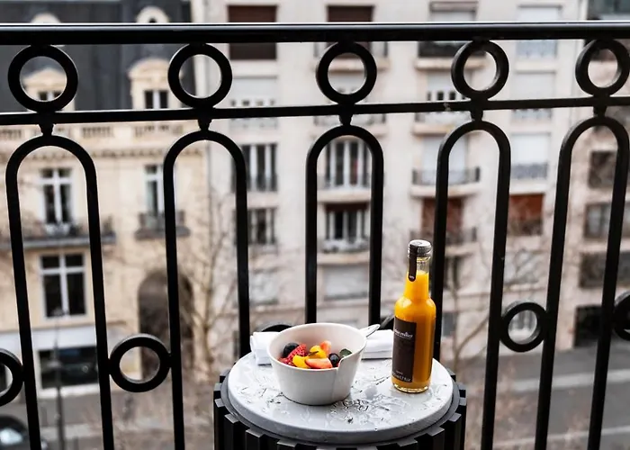 Grand Champs-elysees 5*
