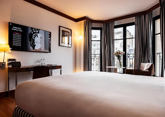 Grand Champs-elysees 酒店 5*