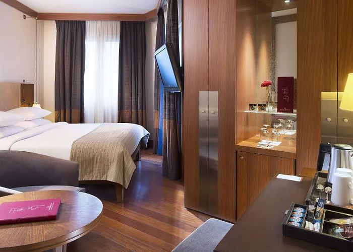 Grand Champs-elysees 酒店
