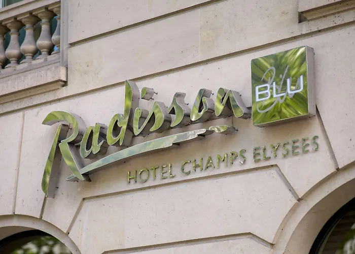Grand Champs-elysees 5*