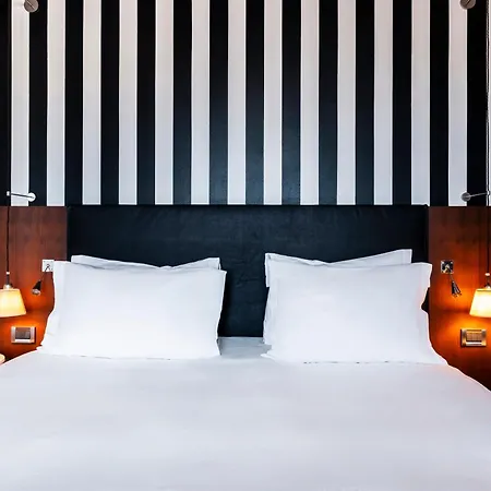 Radisson Blu Champs-elysées, 5* París