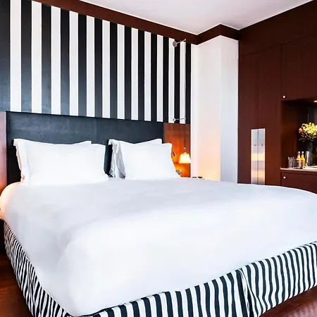 Radisson Blu Champs-elysées, Hotel París
