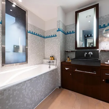 Grand Champs-elysees Hotel