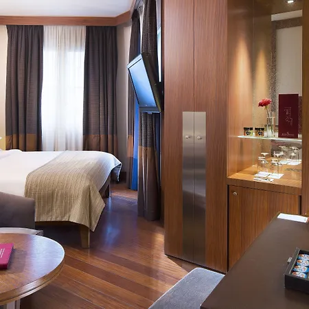Grand Champs-elysées Hotel
