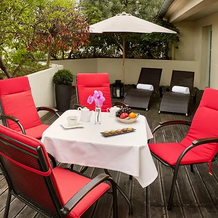 酒店 Grand Champs-elysees 5*