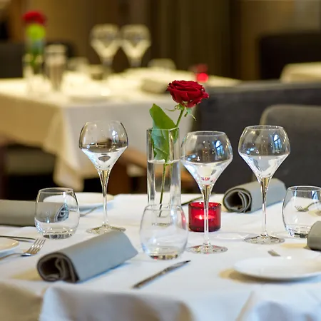 Szálloda Grand Champs-elysees 5*