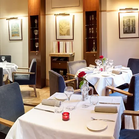Radisson Blu Champs-elysées, 5*