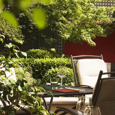 Grand Champs-elysees Hotell