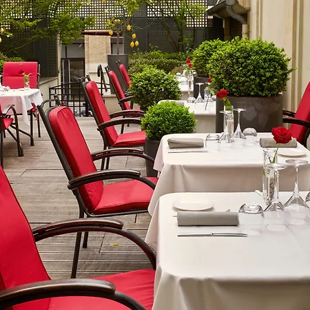 Grand Champs-elysees Hotell