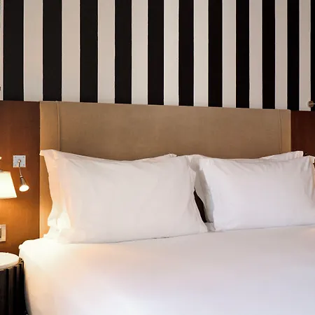 Grand Champs-elysees Hotell