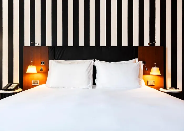 酒店 Grand Champs-elysees 5*