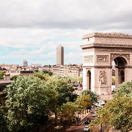 Hotel Grand Champs-elysees Paris