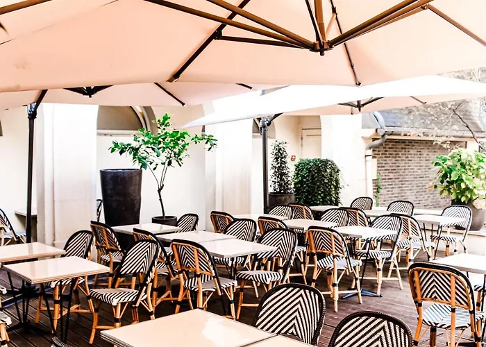 Hotel Grand Champs-elysees Paris