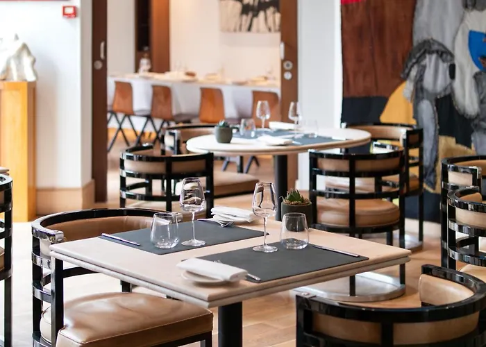 Hotel Grand Champs-elysees 5*