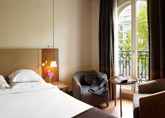Grand Champs-elysees Paris