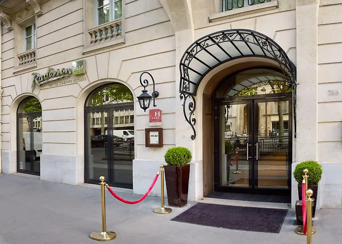 Grand Champs-elysees Hotel Paris