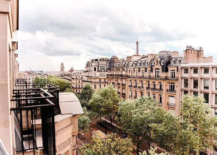 Grand Champs-elysees 5* Paris