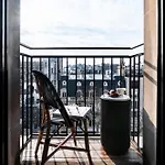 Grand Champs-elysees 5*