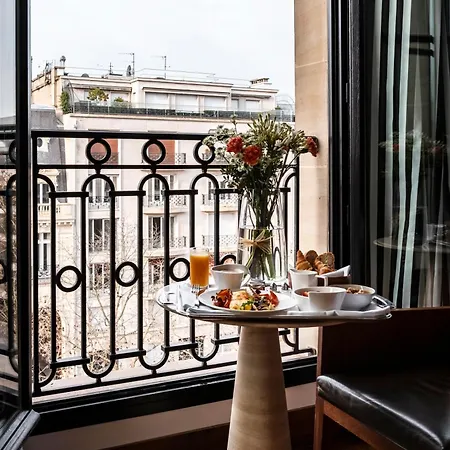 Radisson Blu Champs-elysées, Parigi