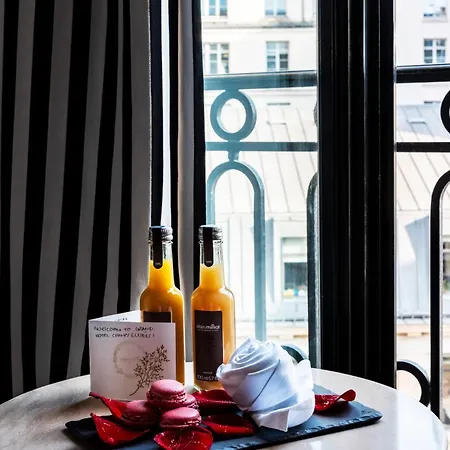 Radisson Blu Champs-elysées, Hotel Parigi