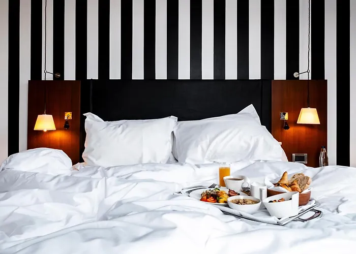 Grand Champs-elysees 5* Париж